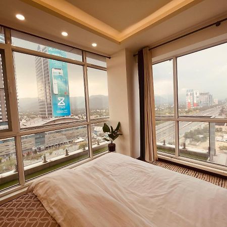High Rise Presidential Suite In Elysium Opp Centaurus Islamabad Eksteriør bilde
