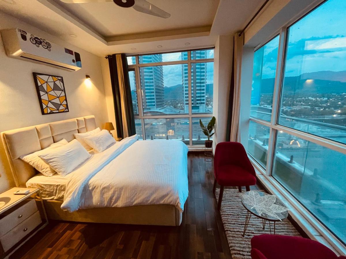 High Rise Presidential Suite In Elysium Opp Centaurus Islamabad Eksteriør bilde