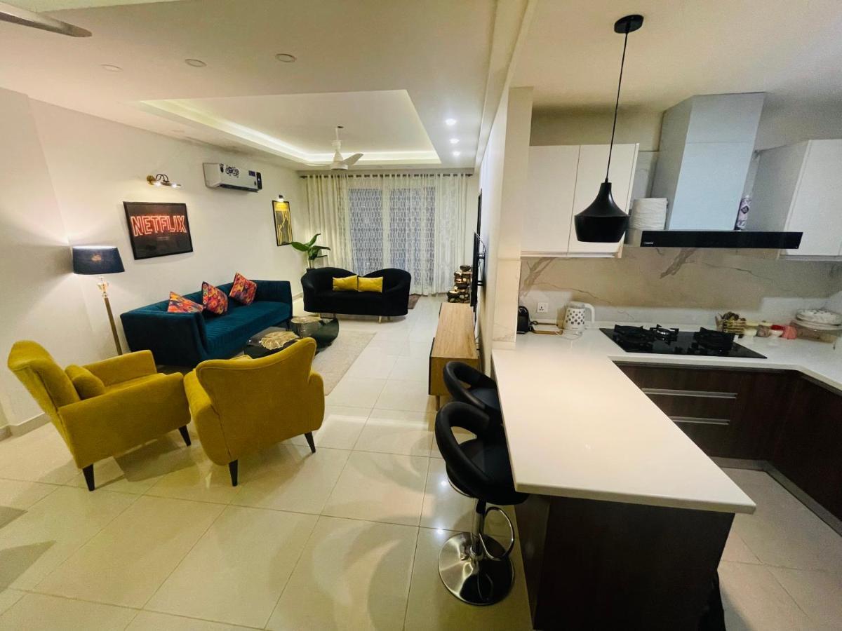 High Rise Presidential Suite In Elysium Opp Centaurus Islamabad Eksteriør bilde